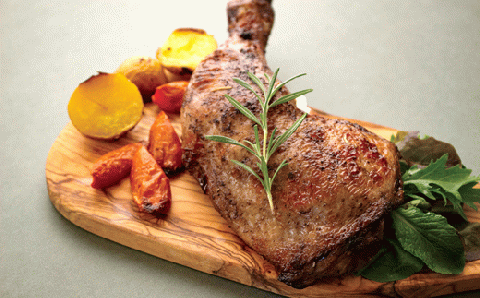 ジューシーな旨味が人気の「菜彩鶏」使用！ローストチキンレッグ３本セット