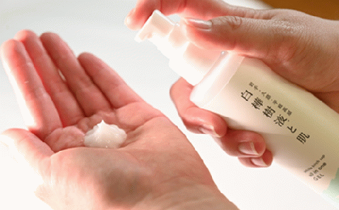 「使いやすいボトルタイプ」白樺樹液と肌 オールインワンジェル150ｇ