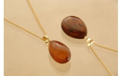 久慈産原石削出天然琥珀「ペンダント」