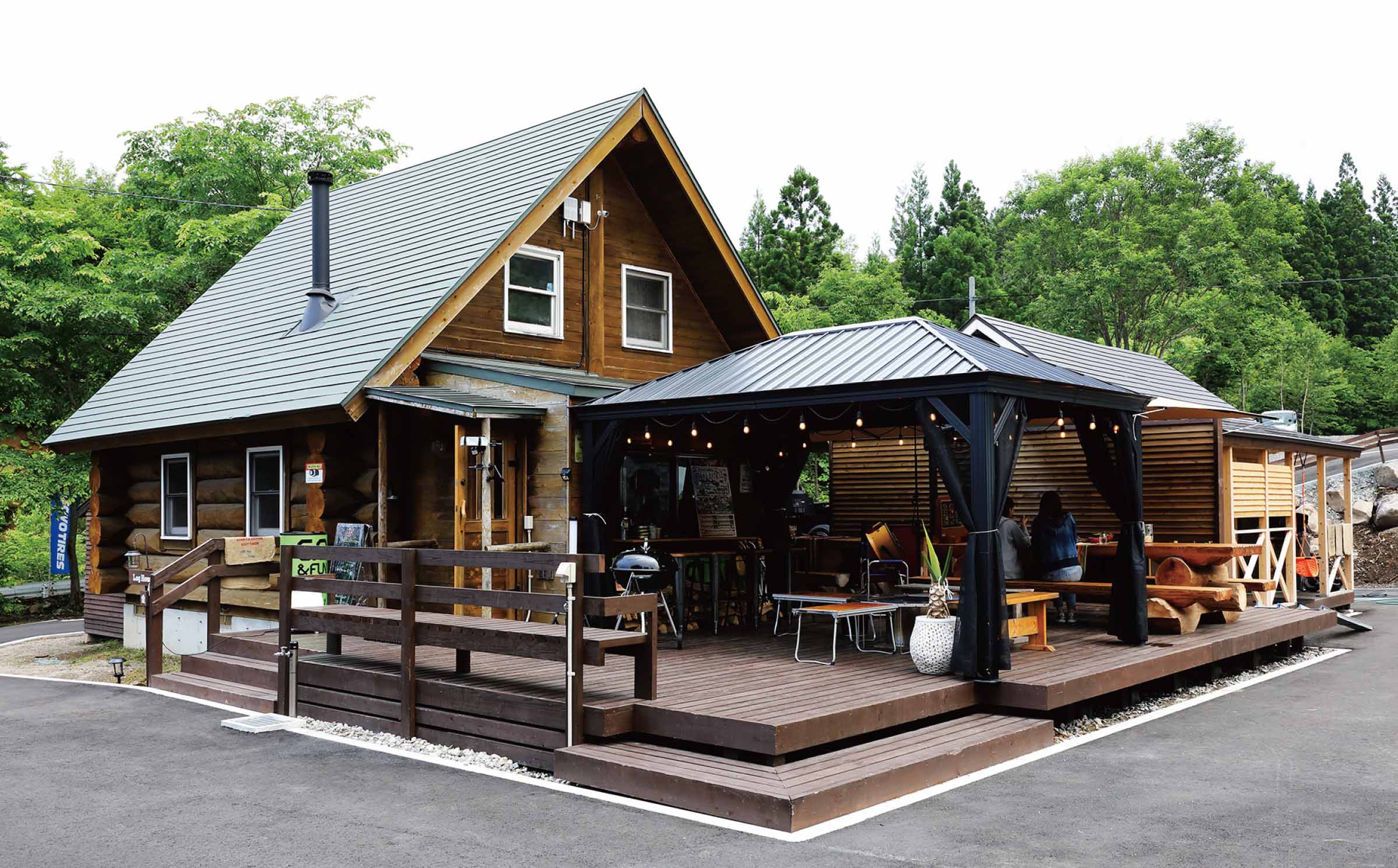 ログハウスサイト「1泊2日」宿泊券（6名様まで）【クルマアソビアドベンチャーフィールド安比】 ／ 観光