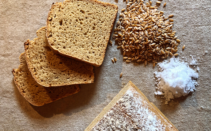 薪窯パン 有機アインコーン 2個 × 3ヶ月定期便 【 農家パン VERUM 】 ／ パン ぱん ブレッド ベーカリー 古代小麦 薪窯 薪窯焼き 薪窯焼 石窯パン 石窯 卵不使用 乳製品不使用 乳不使用