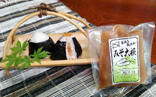 国産大豆使用 勝田屋オススメ3種セット ／ 塩麹 ピリ辛醤油麹 みそ大根 国産