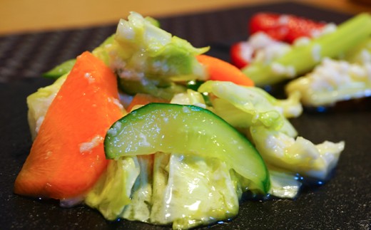 国産大豆使用 勝田屋オススメ3種セット ／ 塩麹 ピリ辛醤油麹 みそ大根 国産