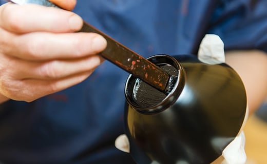 【安比塗漆器】5寸椿皿 1枚 溜 ／ 菓子皿 取り皿 とり皿 漆器 漆塗 伝統工芸品 食器 和食器