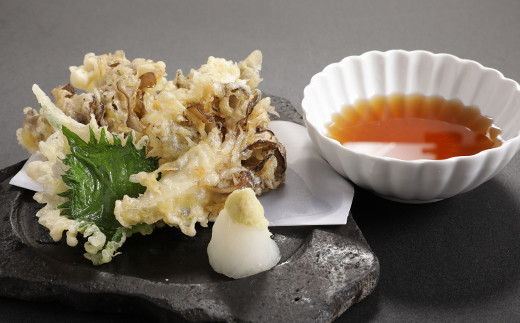 【早期予約 2026年9月発送開始予定】 生まいたけ 丸ごと一株 約800g・乾燥まいたけ 20g×2 【安比まいたけ】 ／ 生 まいたけ 舞茸 マイタケ 乾燥 ドライ セット きのこ 茸 キノコ 国産 岩手県産 乾燥 干し舞茸