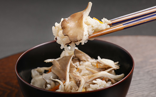 【早期予約 2026年9月発送開始予定】 生まいたけ 大株 約800g 【安比まいたけ】 ／ 生 まいたけ 安比 舞茸 マイタケ 国産 岩手県産 きのこ キノコ 茸 野菜 一株