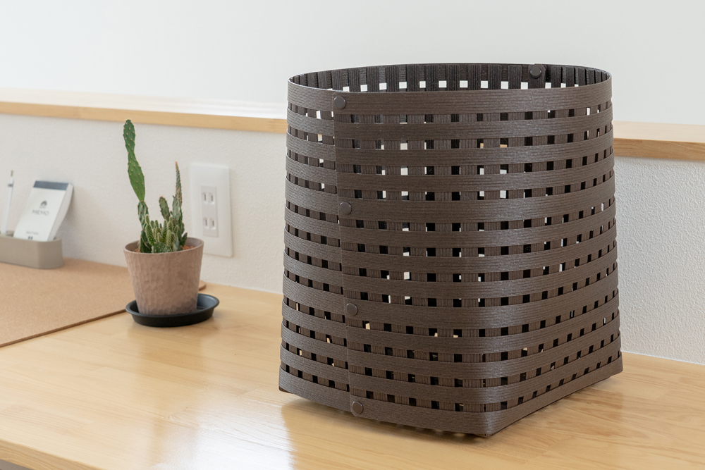 暮らしを豊かにするシンプルで美しいかご M ダークブラウン 岩手県奥州市産 バンドシー Bandc [AR028]