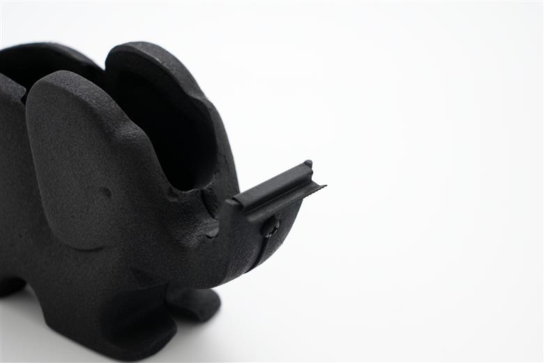 南部鉄器 テープカッター（子ゾウ）伝統工芸品 日本製 [Y0094]