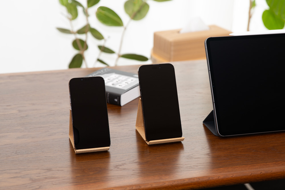 和紙のスマホスタンド iPhone 16 Pro Max 対応 ナチュラル 岩手県奥州市産 バンドシー Bandc for iPhone 16 Pro Max, 15 Pro Max, 14 Pro Max, 13 Pro Max, 12 Pro Max, 11 Pro Max, 11, XS Max, XR [AR178]