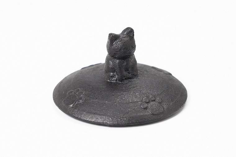 南部鉄器 鉄瓶 南部型ねこ 0.8L 【村上怜 作】 IH調理器 伝統工芸品 やかん ケトル キッチン用品 食器 日用品 雑貨[Y0052]