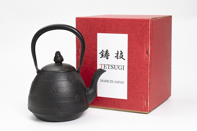 南部鉄器 鉄瓶 南部型南極 0.8L 【村上怜 作】 IH調理器 伝統工芸品 やかん ケトル キッチン用品 食器 日用品 雑貨[Y0053]