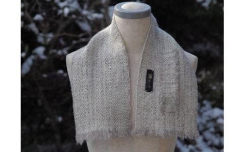 手紡ぎ手織りのショートマフラー【ホームスパン 無染色】 / マフラー 男女兼用 手作り ホームスパン