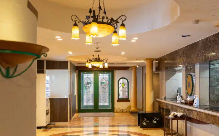 雫石リゾートホテルで使える宿泊補助券（50000円分相当） ／ 宿泊 補助券 券 チケット 宿 お宿 ホテル 旅行 観光 トラベル 旅 観光旅行 ビジネス 素泊 お泊り 自然 リフレッシュ 癒 休日 岩手県 東北 東北の旅 北岩手 雫石町 人気 おすすめ オススメ