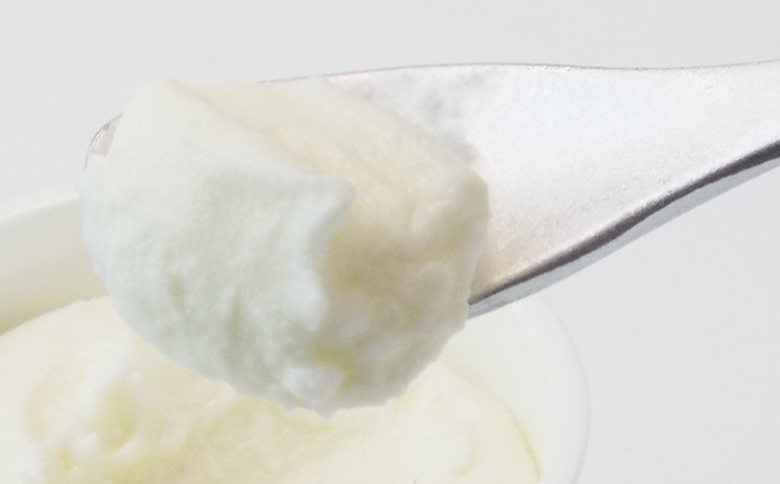 【 2026年 4月～10月発送】搾りたて牛乳で作る 松ぼっくり ジェラート ミルク ＆ キャラメルナッツ 食べ比べ 800ml 2種 セット ／ 定番 人気 スイーツ デザート アイス アイスクリーム 牛乳 キャラメル ナッツ 味比べ 人気店 行列 お取り寄せ 詰め合わせ 詰合せ 1600ml ファミリーサイズ おすすめ 予約 先行予約 早期予約