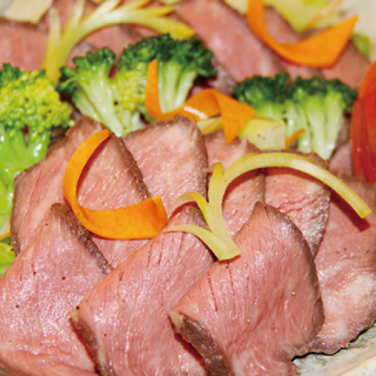 黒毛和牛 ローストビーフ 600g (100g×6P) 国産和牛 国産 和牛 牛肉 冷凍 ソース付き ギフト (AB145) 600g