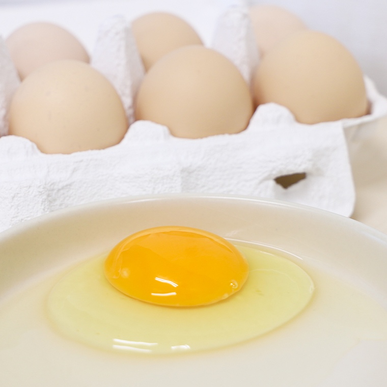 純国産鶏【さくら】純たまご30個入り (破損保証5個含む)【3ヶ月連続お届け】 (AJ028)