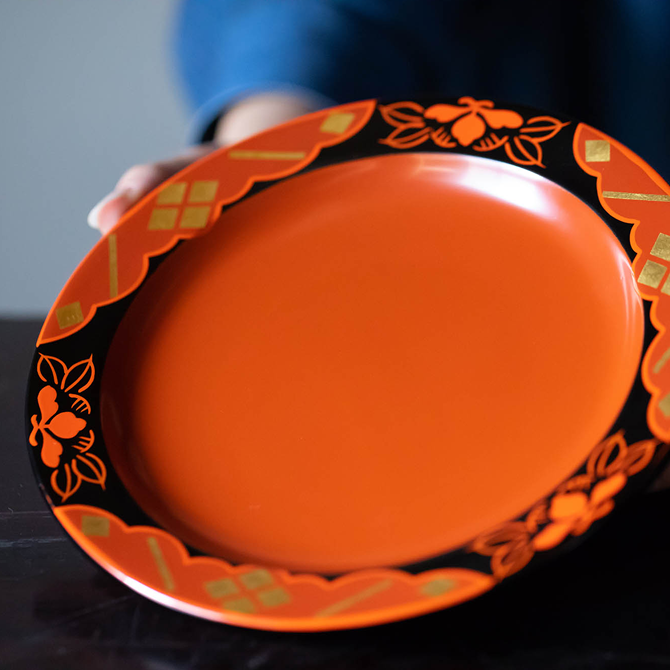 秀衡塗　翁皿　秀衡椿紋　5個入 / 漆器 食器 銘々皿 漆塗 うるしぬり 手塗り 木製 伝統工芸品 和 お正月 高級 結婚 新築祝い お祝い 贈答 贈り物 プレゼント ギフト 香典返し お返し おもてなし 東京オリンピック パラリンピック 大会記念品【ocy925-oki-tsu-5】