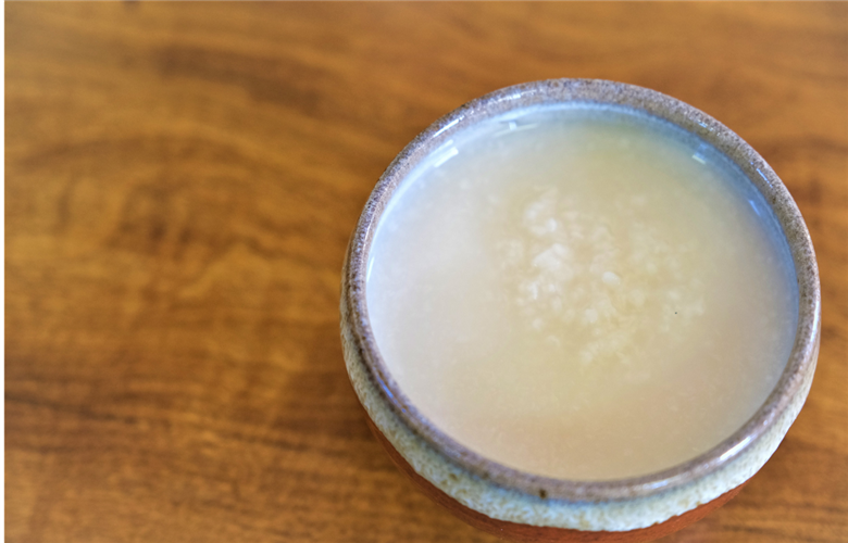 平泉のどぶろく「一音(いっとん)」とっくり720ml　米ひとめぼれ3合付き / お酒 にごり酒 地酒 日本酒 ひとめぼれ お米 おまけつき 100％ プレゼント 贈り物 贈答 ギフト お祝い【dbr110-t-720A】