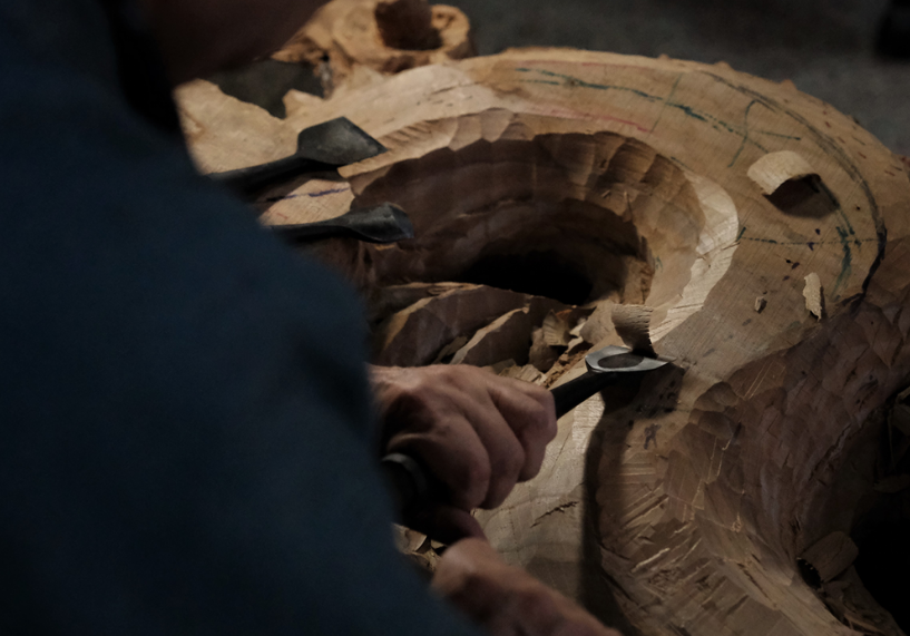 木彫り干支《寅》プレート / 井波彫刻 木彫り 手彫り 木製 欅 けやき 伝統工芸品 置物 オブジェ 美術品 アート 干支 十二支 オリジナル インテリア 雑貨 お正月【kbk930-wall-eto-1A】