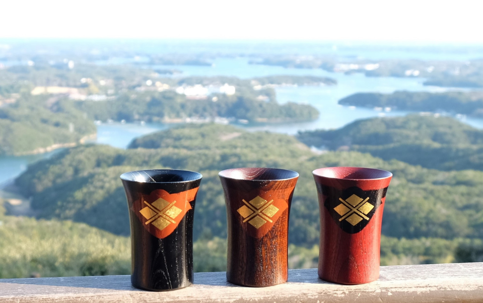 秀衡カップ1個　(黒) / 漆器 お酒 ジュース おちょこ ぐいのみ グラス 食器 漆塗 うるしぬり 手塗り 木製 伝統工芸品 和 お正月 高級 結婚 新築祝い お祝い 贈答 贈り物 プレゼント ギフト 香典返し お返し おもてなし【ocy924-cup-1-k】