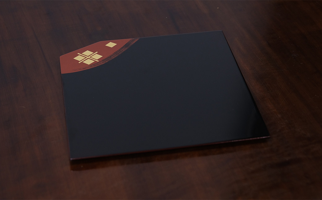 秀衡塗　隅切プレート / 漆器 食器 お皿 プレート トレイ 漆塗 うるしぬり 手塗り 木製 伝統工芸品 和 お正月 高級 結婚 新築祝い お祝い 贈答 贈り物 プレゼント ギフト 香典返し お返し おもてなし【ocy926-sumi-1】