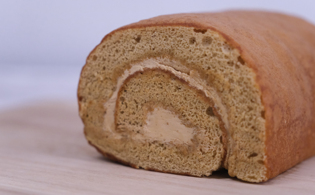 『老舗のお菓子屋さんが作る』 絶品 ロールケーキ（クリーム） 自家製バタークリーム 岩手県産小麦使用 ショートニング不使用 / ロールケーキ ケーキ 菓子 お菓子 焼き菓子 スイーツ 洋菓子 デザート 甘い 手作り バター 食後のデザート 吉野屋【ysn110-1-creamA】