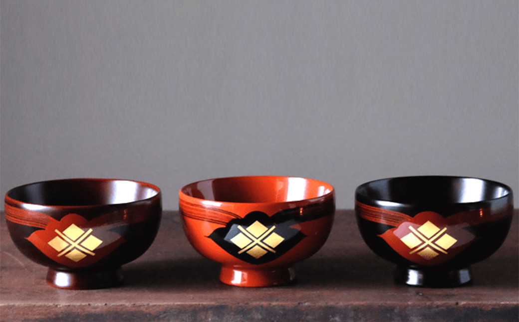 汁椀　花塗り　秀衡一つ雲　3個（溜め3個） / 漆器 お椀 吸い物椀 おわん 食器 セット 家族 漆椀 漆塗 うるしぬり 手塗り 木製 伝統工芸品 和 お正月 高級 結婚 新築祝い お祝い 贈答 贈り物 プレゼント ギフト 香典返し お返し おもてなし【ocy915-hit-3-t-t-t】