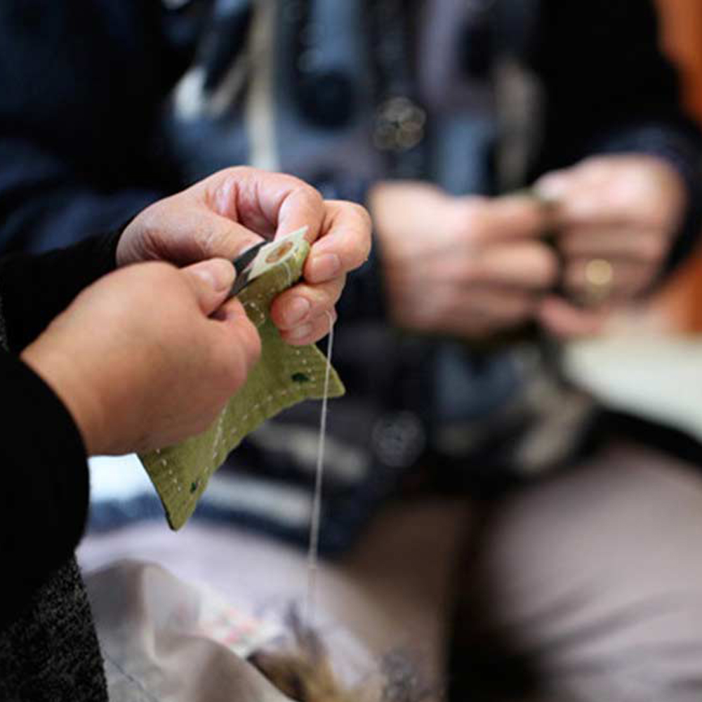 【大槌刺し子伝統柄】一目刺しバッグ（縦型：縦約34cm×横約30cm×マチ約6cm）