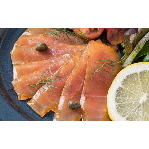 【苫屋の燻製】三陸銀鮭冷燻製《深がけ》S 40g×4個セット