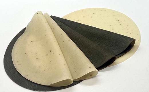 山田伝統の郷土菓子 ジョブ・パートナーの山田生せんべい５袋セット（黒・白） 三陸山田 ごま 和菓子 お菓子 スイーツ 和スイーツ   YD-652