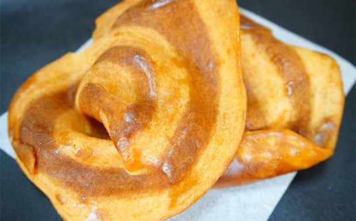 かりんとう クロ(玉砂糖)　2枚入り×10袋 【くりっこ屋菓子店】 三陸山田 山田町 うずまきかりんとう せんべい 和菓子 和スイーツ 郷土菓子 岩手かりんとう  YD-662