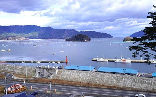 カキクラムチャウダー200g×2パック【スモークラボ香屋】 三陸山田 岩手県山田町 介護食 離乳食 乳製品 カキ 牡蠣  YD-792