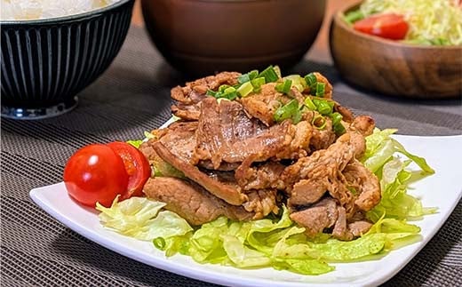 こだわりの出汁で味付け！木村商店の豚肉の味噌漬け 肩ロース100ｇ×3枚・細切れ200g×1袋セット 三陸山田 山田町 岩手県産豚肉 おかず おふくろの味  YD-825