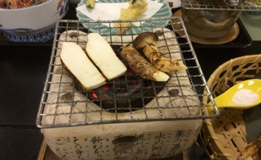 岩手県産 天然松茸 約130g 北三陸 国産 厳選