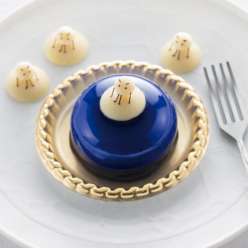 Blue Jewel ブルージュエル - Gift Box of 6 piece -　【お菓子・チーズケーキ・ブルーの輝き・宝石・スイーツ・レアチーズケーキ・ヨーグルト・濃厚・ホワイトチョコレート・ブルーベリー味】