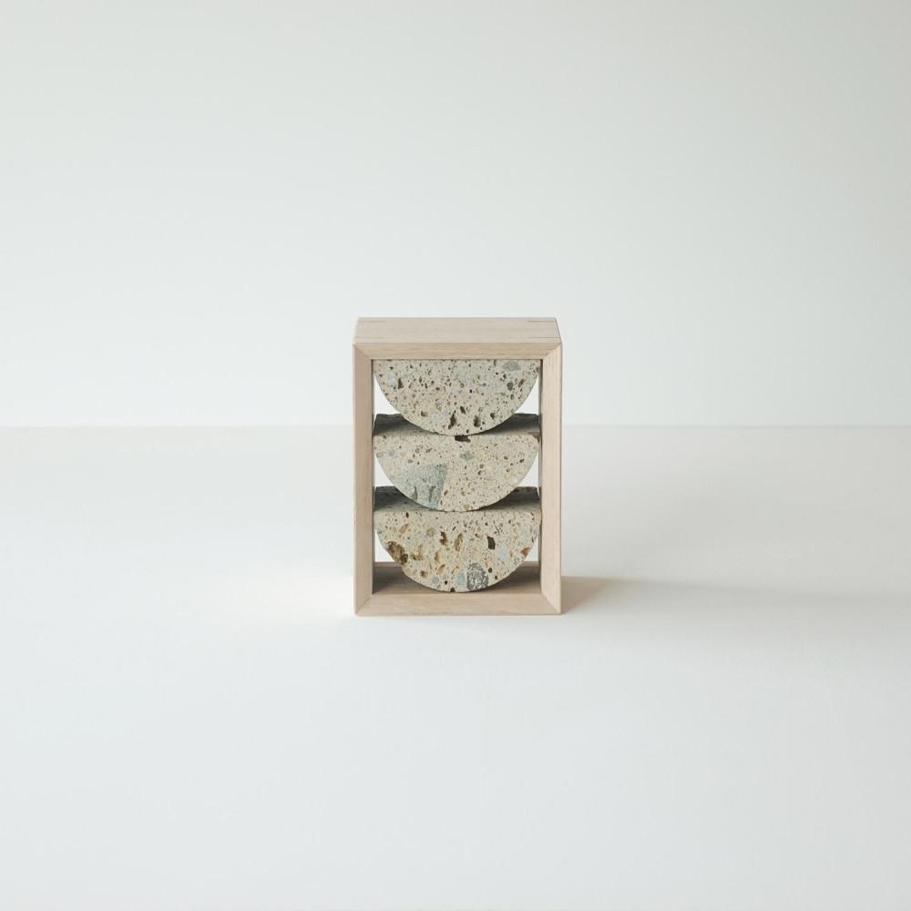 センダイフォルム ブックエンド03 ナチュラル【雑貨 日用品 文房具 ブックエンド インテリア デザイン 収納 オフィス 家庭 書斎 整理 整頓 モダン シンプル コンパクト 人気 便利 プレゼント ギフト 机上 知的 文房具 用品ステーショナリー】