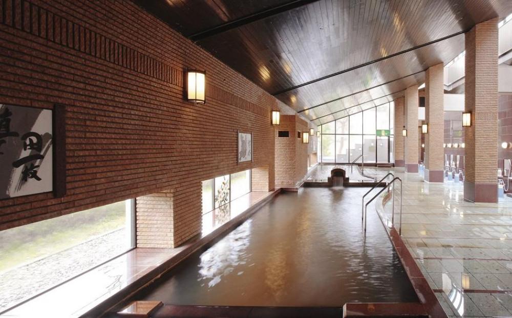 【篝火の湯　緑水亭】平休日1泊2食付 ペア宿泊券《【さくら館】和室10畳》