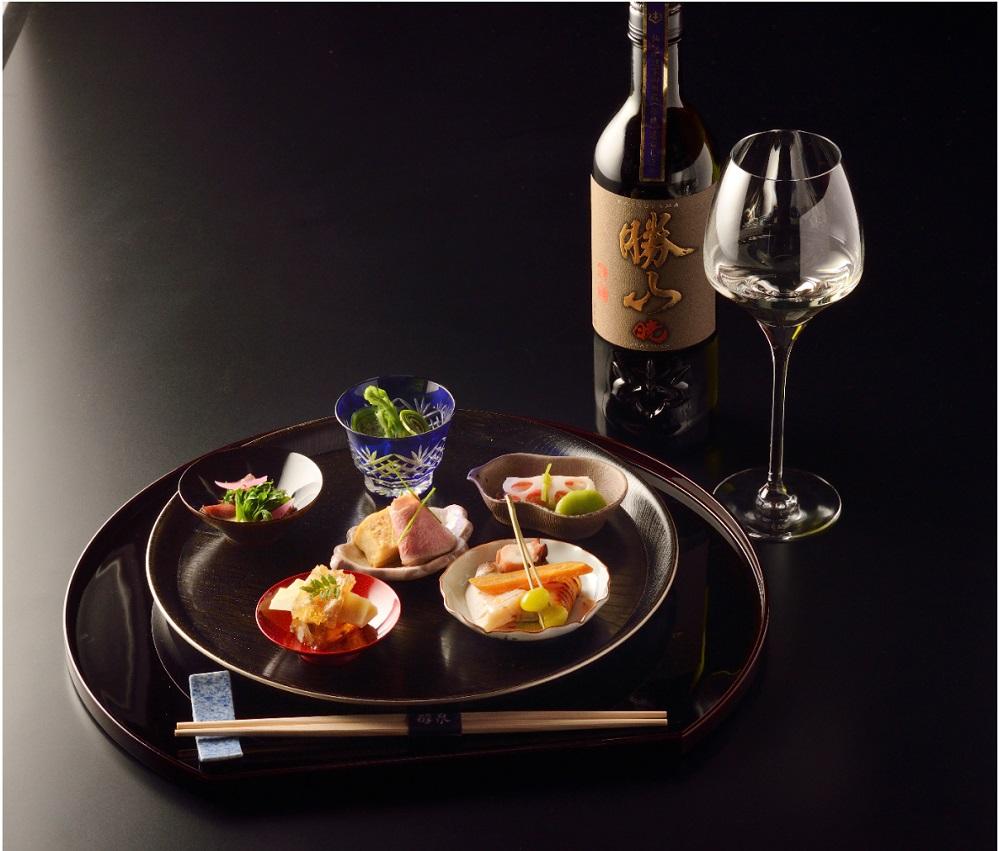 勝山 純米大吟醸 暁（あかつき）　【 お酒 晩酌 山田錦 バレンタイン 父の日 山田錦 遠心しぼり 米の旨味 低温抽出 ふくよか 美しい酒質 】