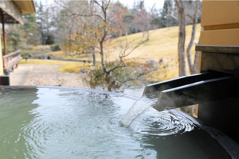 【茶寮宗園 】1泊2食付 ペア宿泊券《【離れ・月影】露天風呂付和室》