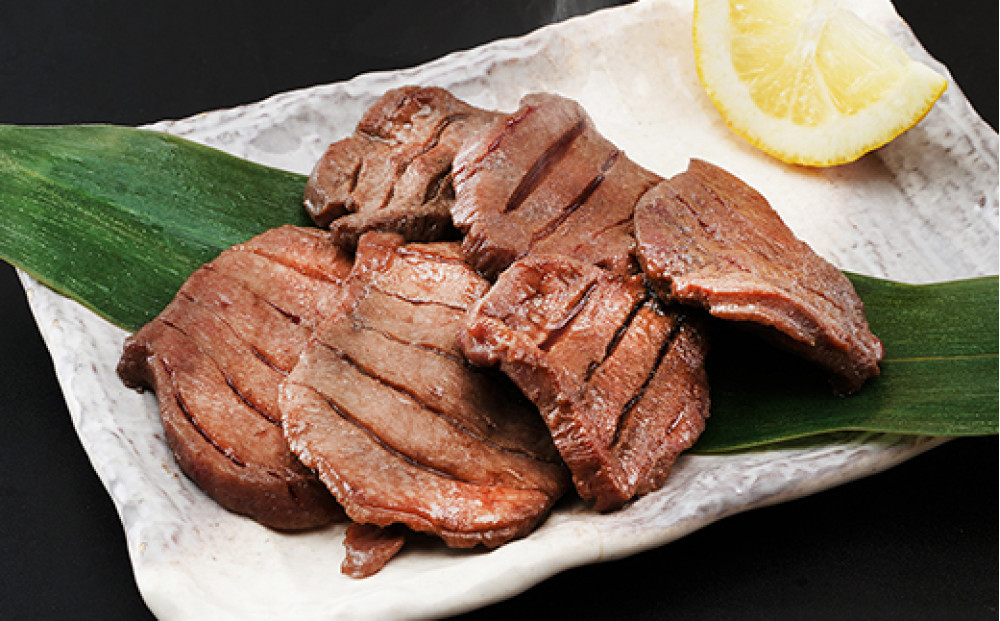 仙台名物 厚切り牛たん塩味 8mm 1,000g（500g×2P）