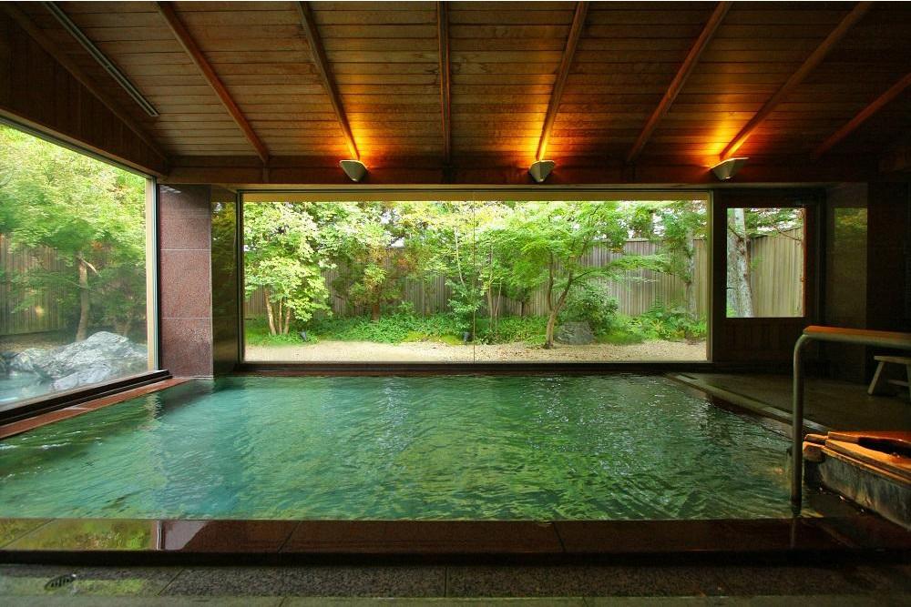 【茶寮宗園 】1泊2食付 ペア宿泊券《【本館】和室ベッド15畳》