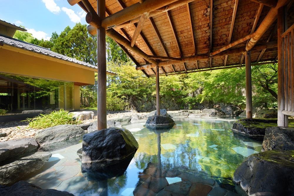 【茶寮宗園 】1泊2食付 ペア宿泊券《【離れ・月影】露天風呂付和室》