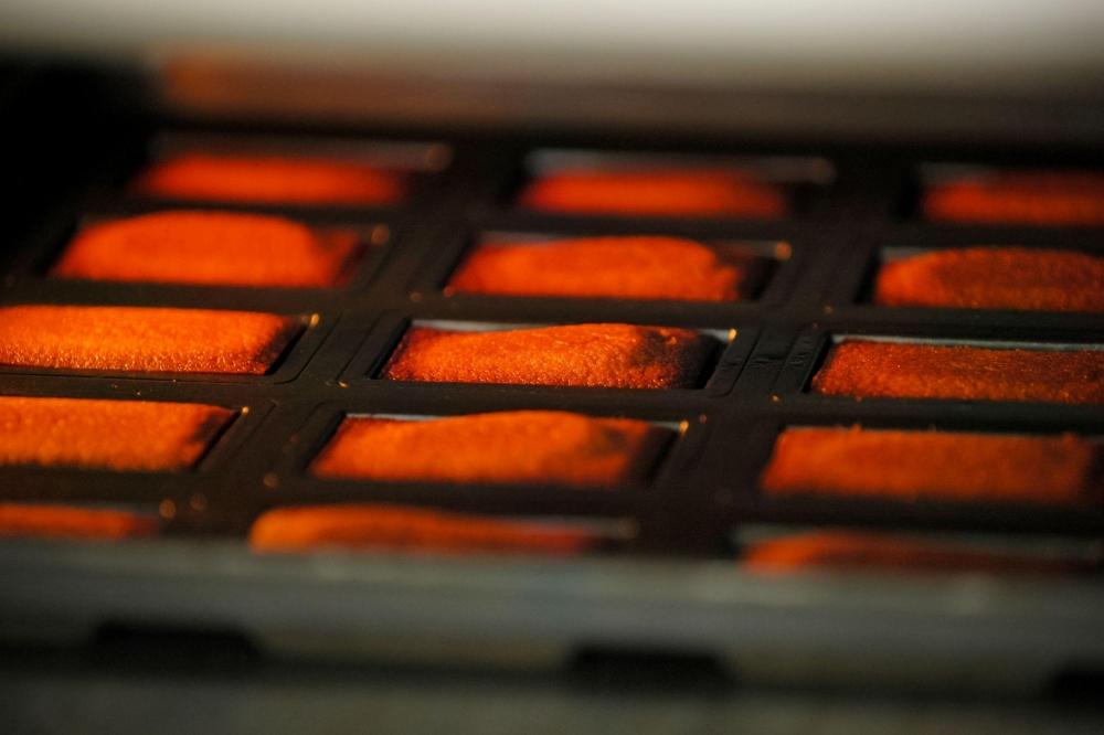 バターの贅沢を極めたフィナンシェ「バターダフィナンシェ」(プレーン・ショコラ)３０個　プチギフト用袋付き　【焼菓子・フィナンシェ・お菓子・詰合せ】