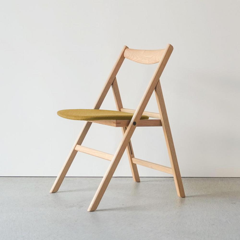センダイフォルム フォールディングチェア イエロー【アウトドア チェア フォールディング チェア レジャーシート テーブル インテリア 収納 ファニチャー 人気 庭キャンプ ファミリーキャンプ ピクニック ポータブルコンパクト 軽量 仙台市 デザイン】