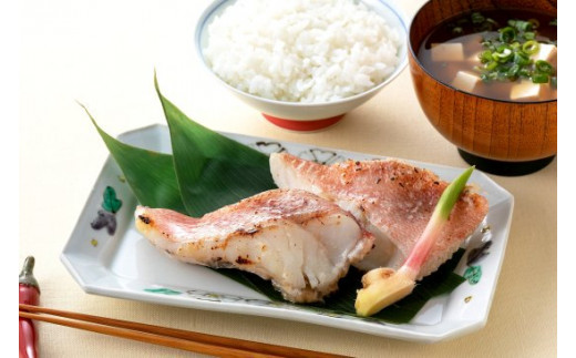 石巻うまい一筋 海の幸 4種セット 冷凍 牛タン入つくね 牛