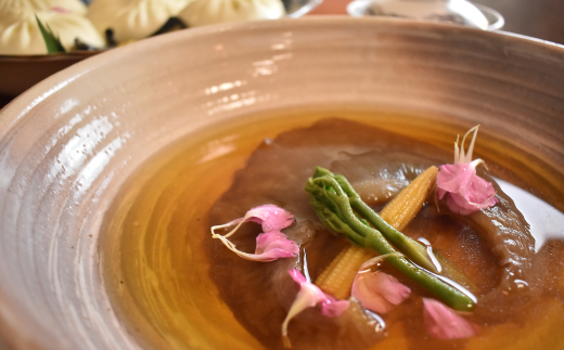 特大ふかひれ姿煮　500g（ヒレ130g前後）｜ 惣菜 おかず 中華 あんかけ コラーゲン フカヒレ 姿煮 おせち 塩竈市 宮城県 5369996