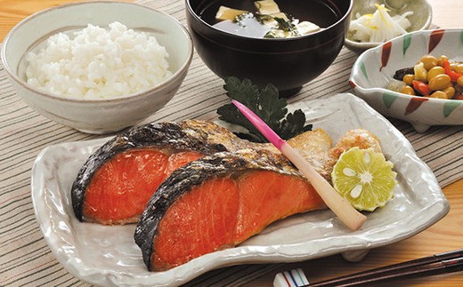 筵巻き山漬け　紅鮭１尾姿切身　技―ＬＬサイズ　【04203-0030】