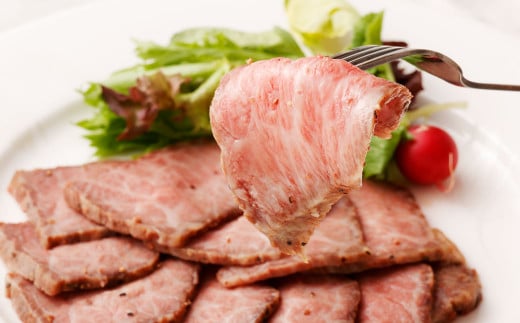 仙台牛 ローストビーフ 700g スライス 藻塩付き｜ 国産牛 ブランド牛 最高級 高級 サシ入り 牛肉 お肉 肉 惣菜 真空パック 真空包装 冷凍 お取り寄せ ギフト 贈答 グルメ 宮城県 塩竈市 vsm4530154 4530154