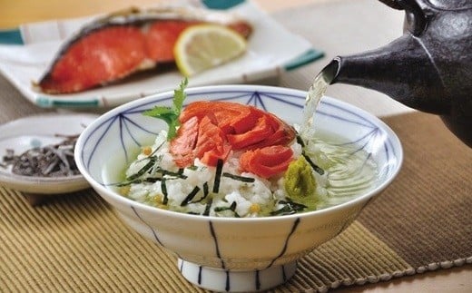 筵巻き山漬け　紅鮭１尾姿切身　技‐Ｌサイズ　【04203-0003】