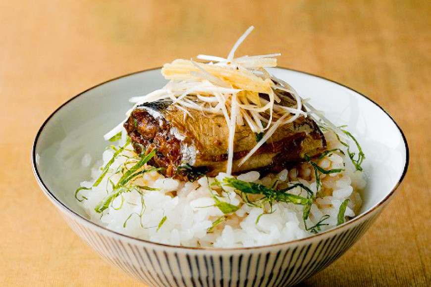 金のさんま 4切×3パック [斉吉商店 宮城県 気仙沼市 20564039] 魚介類 魚 さんま サンマ 秋刀魚 煮魚 醤油味 惣菜 おかず 弁当 茶漬け 時短 レンジ パック 冷蔵 郷土料理 支援 事業者支援